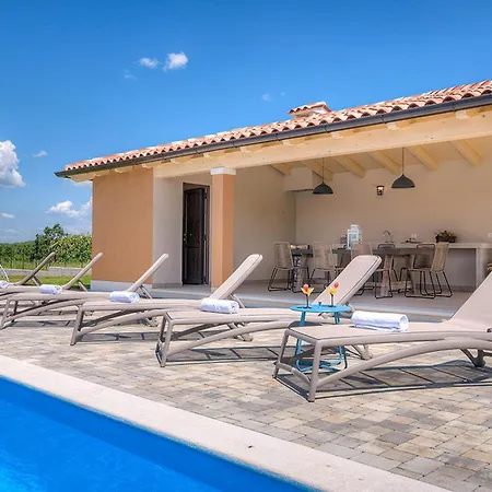 Cosima Tatil Evi
